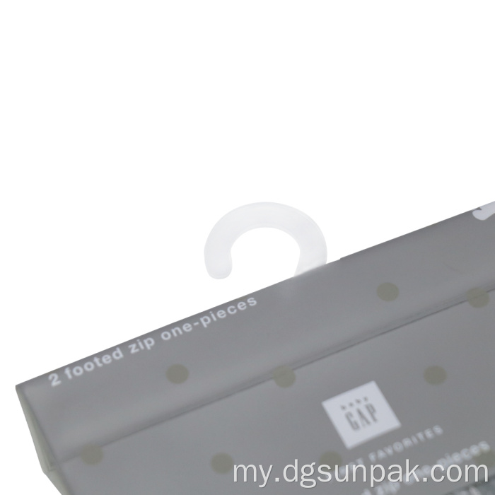 အတွင်းခံအဝတ်အစားများသော့ခတ်ပလပ်စတစ်အဝတ်အထည်အိတ်ကိုထုပ်ပိုးခြင်း